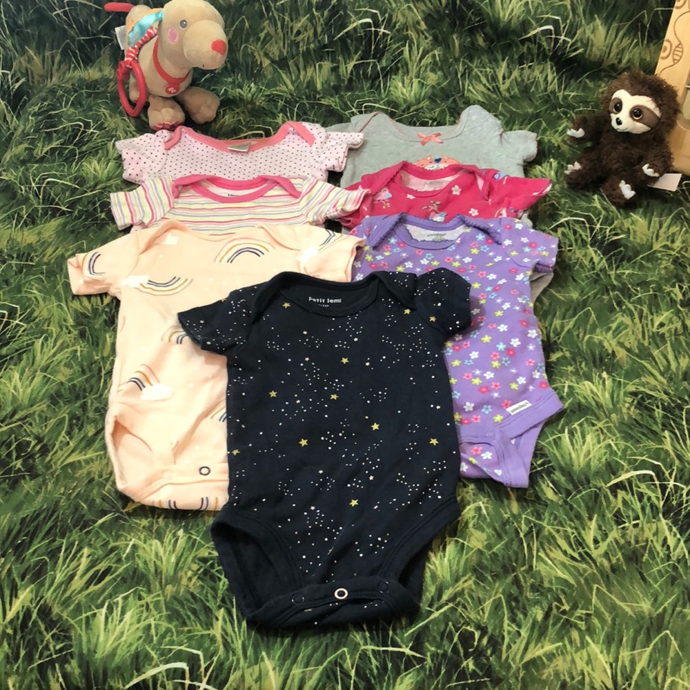 Baby Girl Onesie bundle 0-3M